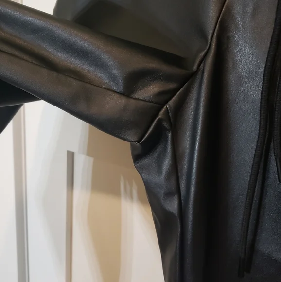 A New Day Vegan Black Leather Joggers Pants Size Medium Stretch Brand New - Picture 9 of 15